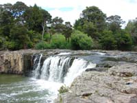 480waitangi_falls